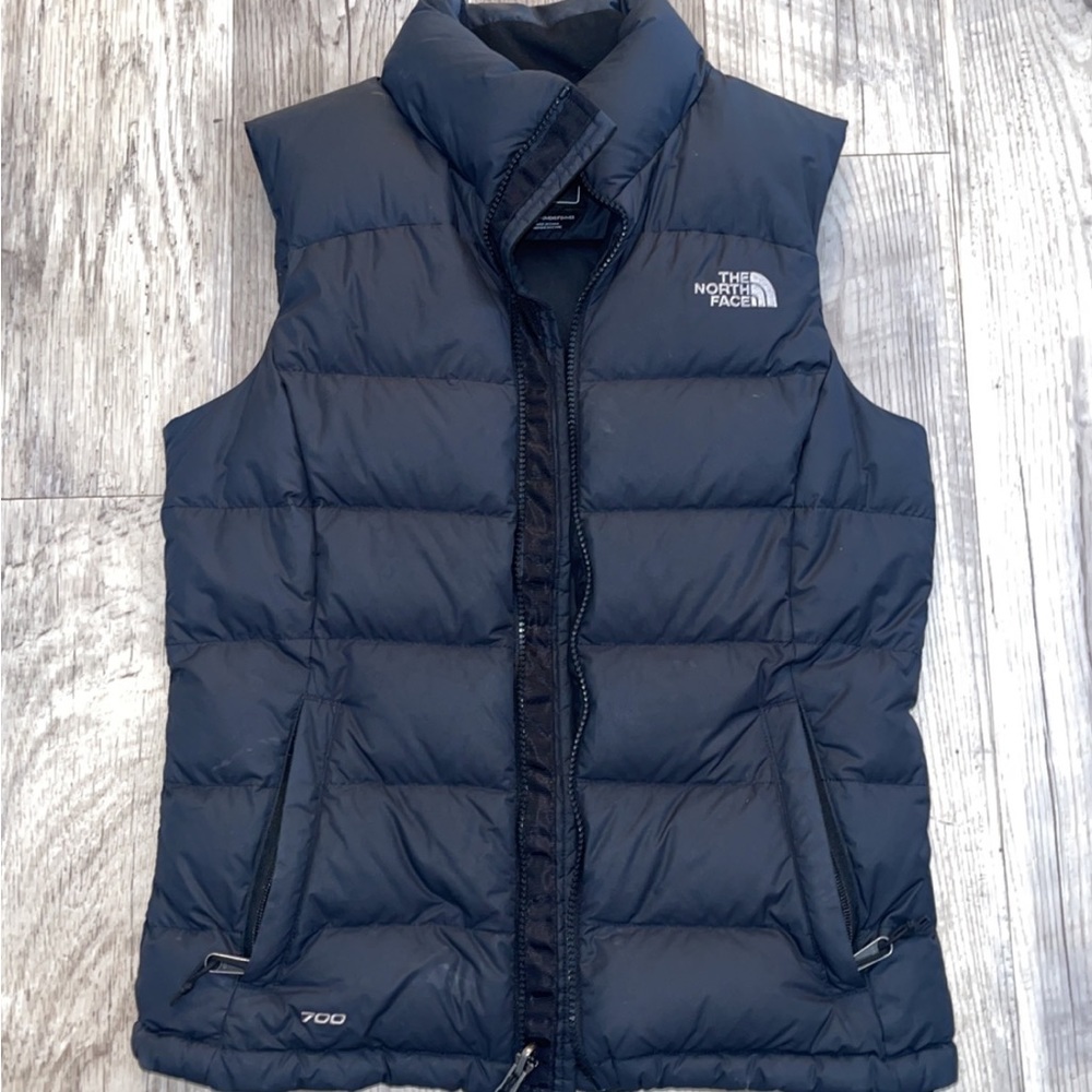 North Face vest size xs. Great condition!